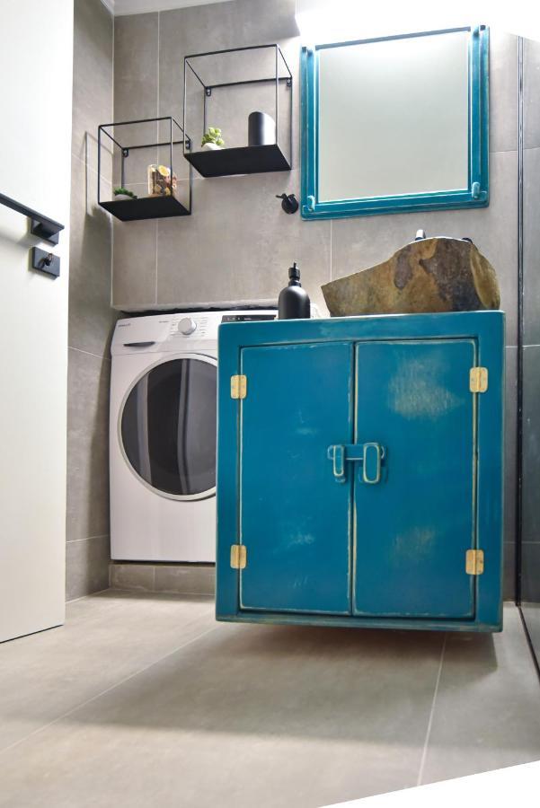 Newvintage Apartment Атина Екстериор снимка